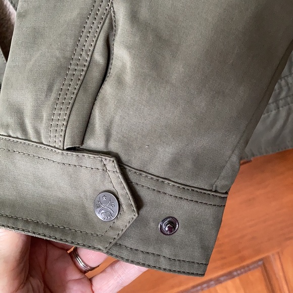 Dakota Grizzly - Picture 6 of 9